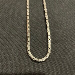 Elegant Silver Necklace